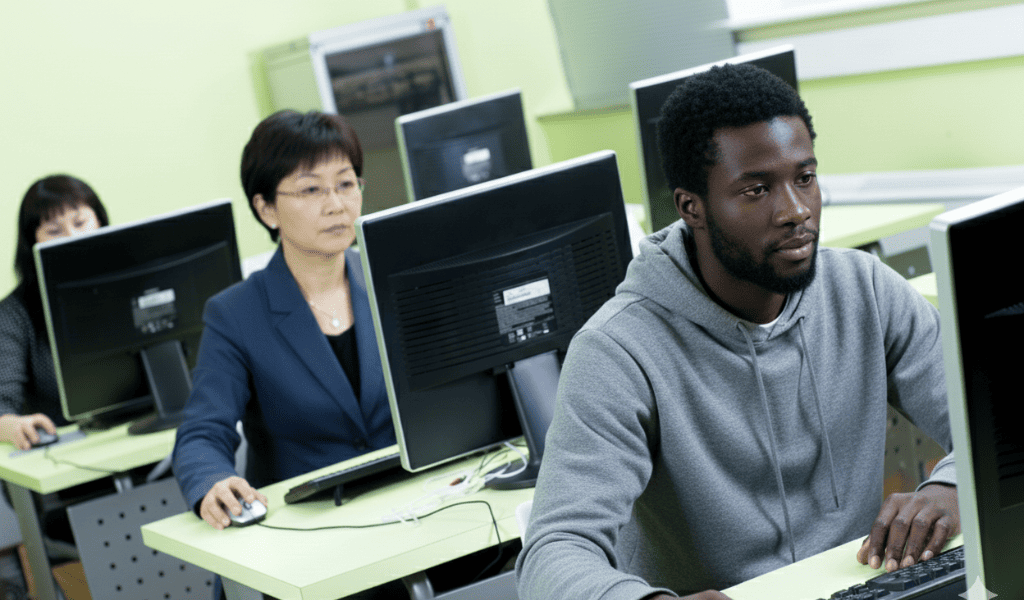 aulas-teoricas CNH Sem Autoescola: Resolução do Contran promete reduzir custo da CNH em até 80% aulas-teoricas CNH Sem Autoescola: Resolução do Contran promete reduzir custo da CNH em até 80%